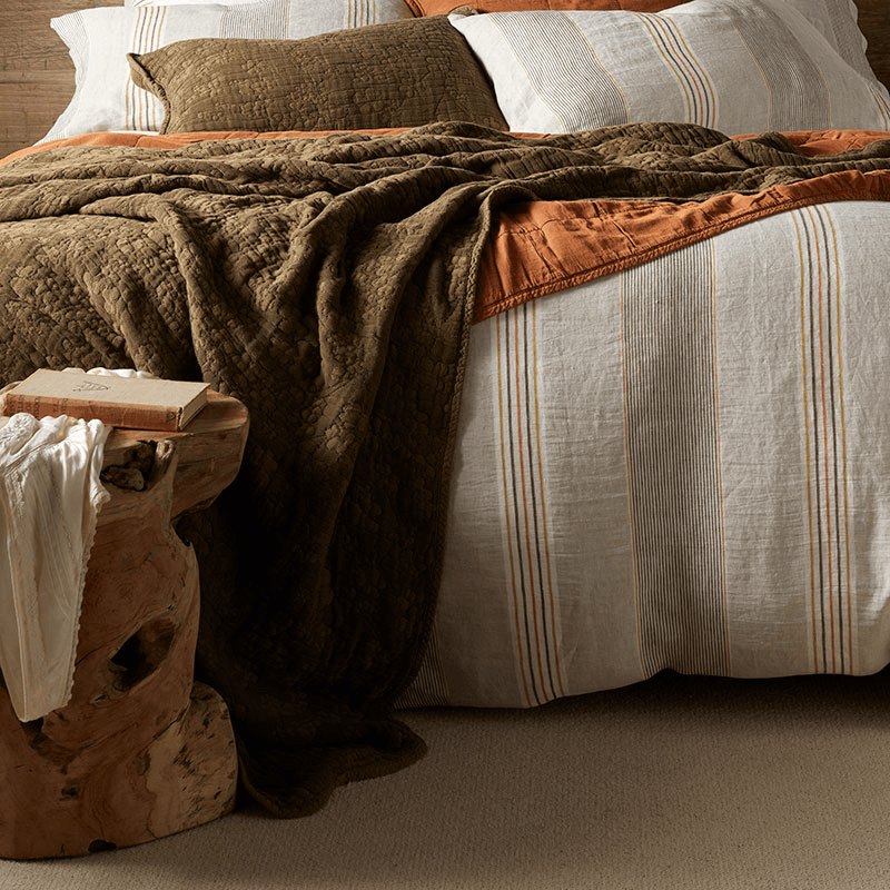 Clover Throw, King/Super King, Dark Olive