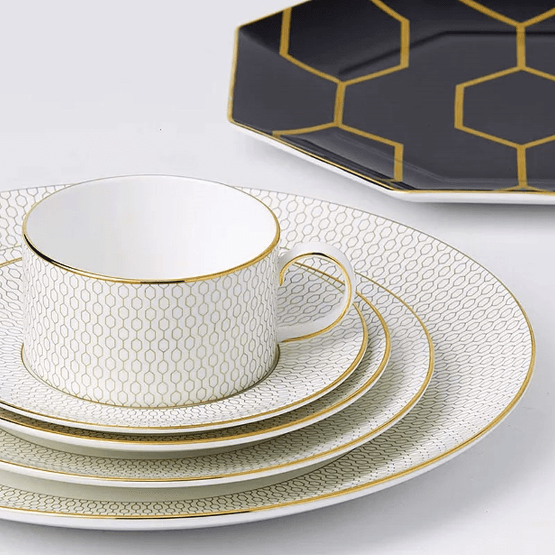 Gio Gold Side Plate, D17cm, Gold/White