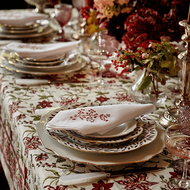 Allegra Tablecloth, 145 x 310cm, Red