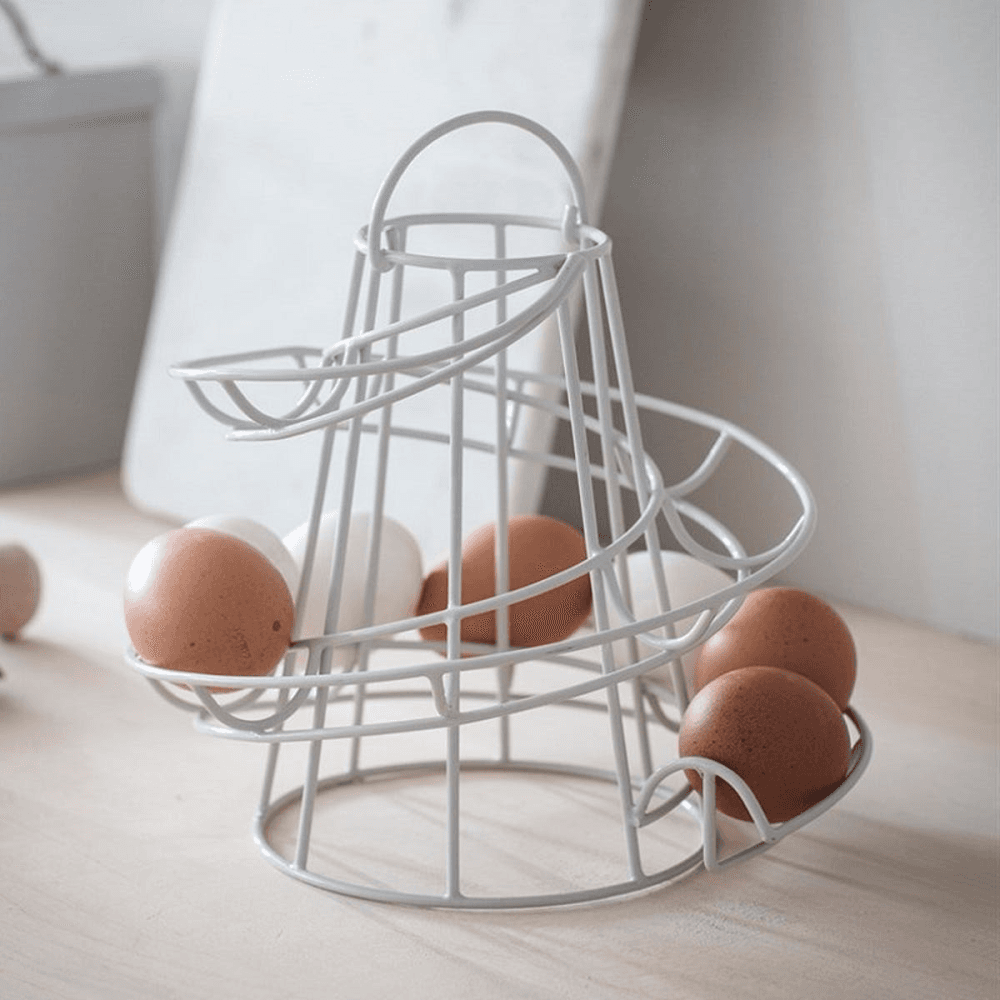 Egg run in chalk, Chalk/Steel