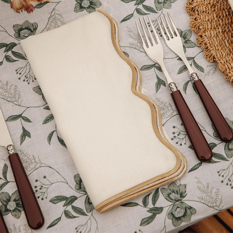 Scalloped Linen Dinner Napkin, Taupe, 50cm, Taupe