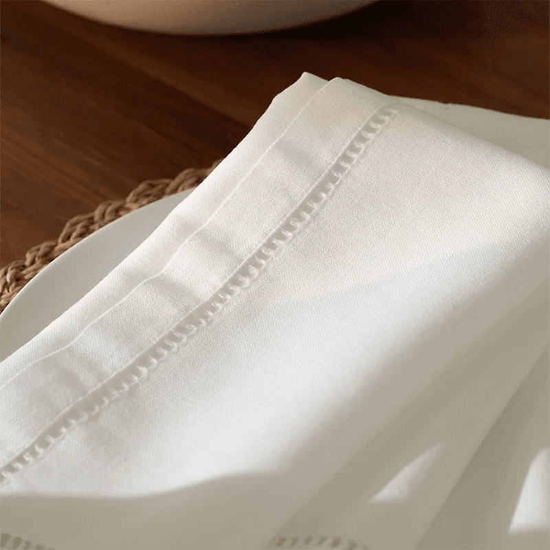 Luca Set of 4 Jour Work Napkins, 45 x 45cm, White