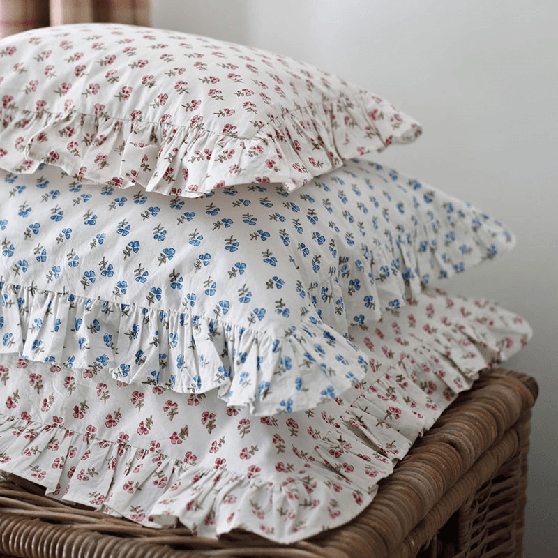 Ditsy Standard Pillowcase, Blue