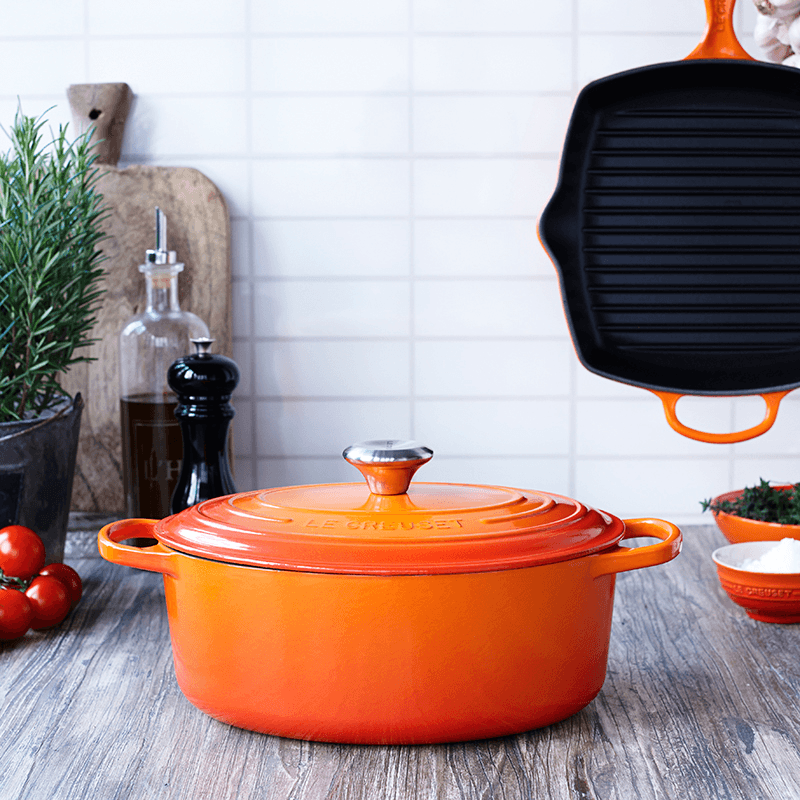 Signature Cast Iron Oval Casserole, 31cm, Volcanic