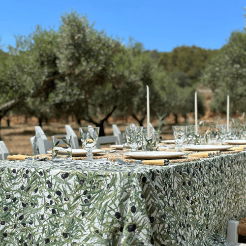 Image showing the L'Olivier Tablecloth, L165 x W300cm, Green product.