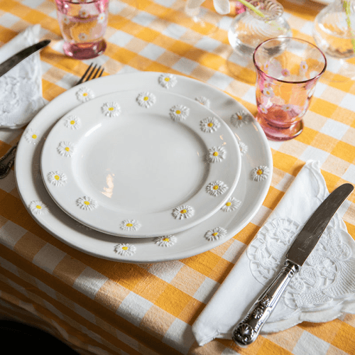 Image showing the Daisy Set of 4 Side Plates, D22cm, White product.
