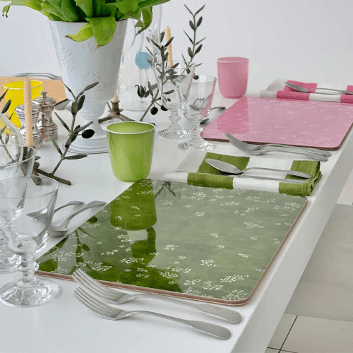 Image showing the Falling Flower Rectangle Placemat, 38 x 29 cm, Avocado Green product.