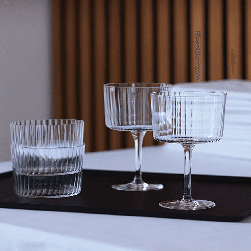 Gio Line Set of 4 Wine Glasses, 250ml, Clear
