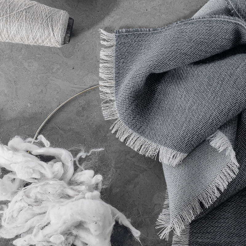 Venice Throw, H190cm x W130cm, White/Grey Blue