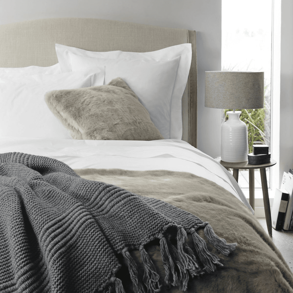 Savoy - 400 Thread Count Egyptian Cotton Super king duvet cover, W260 x L220cm, White