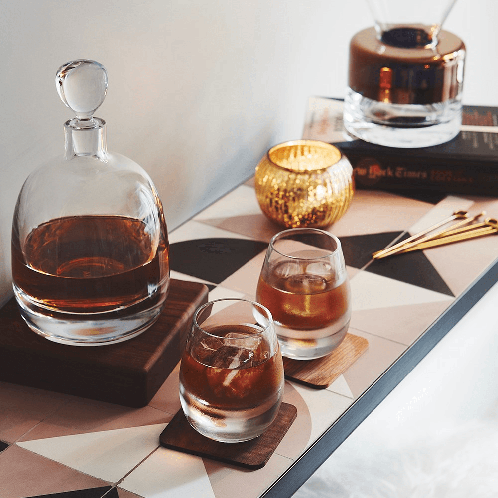 Whisky Pair of Islay tumblers with walnut coasters, 250ml, clear