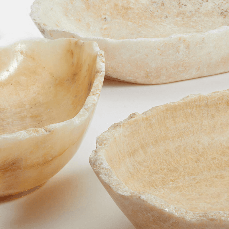 Liston Onyx Bowl, H10 x W30 x D5.5cm, Cream