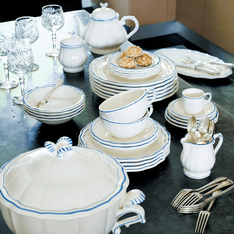 Rimmed Soup Plates, Filet Bleu, Set of 4