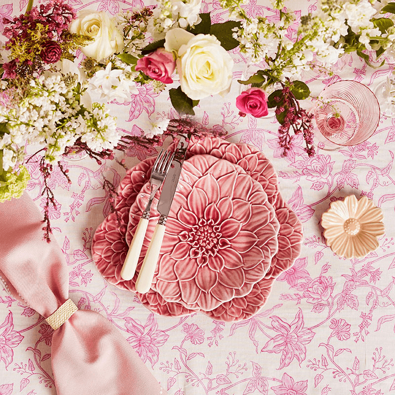 Allegra Tablecloth, 145 x 310cm, Pink