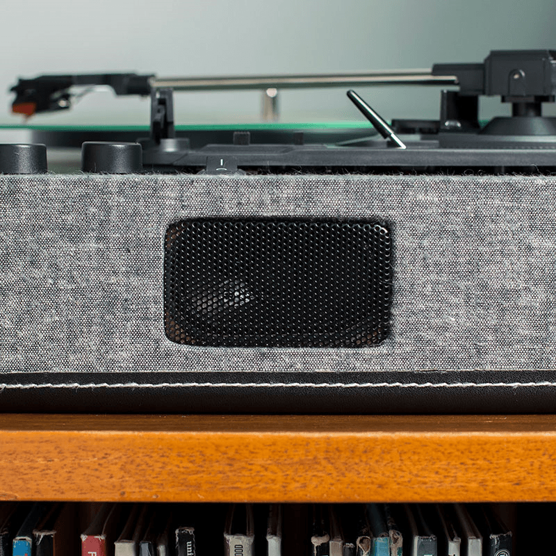 Executive Portable USB Turntable, Smoke