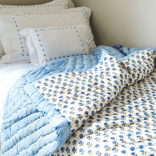 Image showing the Daisy Double Quilt, Blue product.