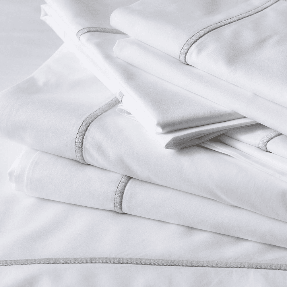 Savoy - 400 Thread Count Egyptian Cotton Oxford pillowcase, 50 x 75cm, White/Silver