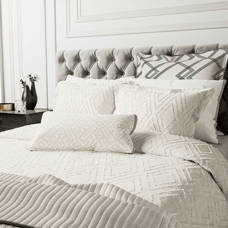 Emani Clipped Oxford Pillowcase, Chalk