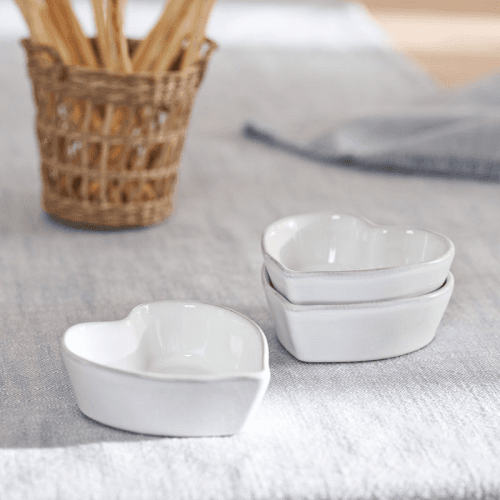 Image showing the Porto Set of 3 Heart Dishes, White product.