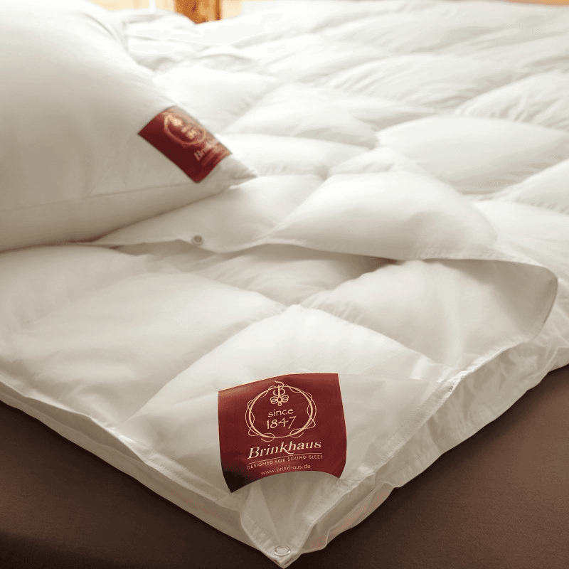The Pearl King size duvet 8 tog, 230 x 220cm, White