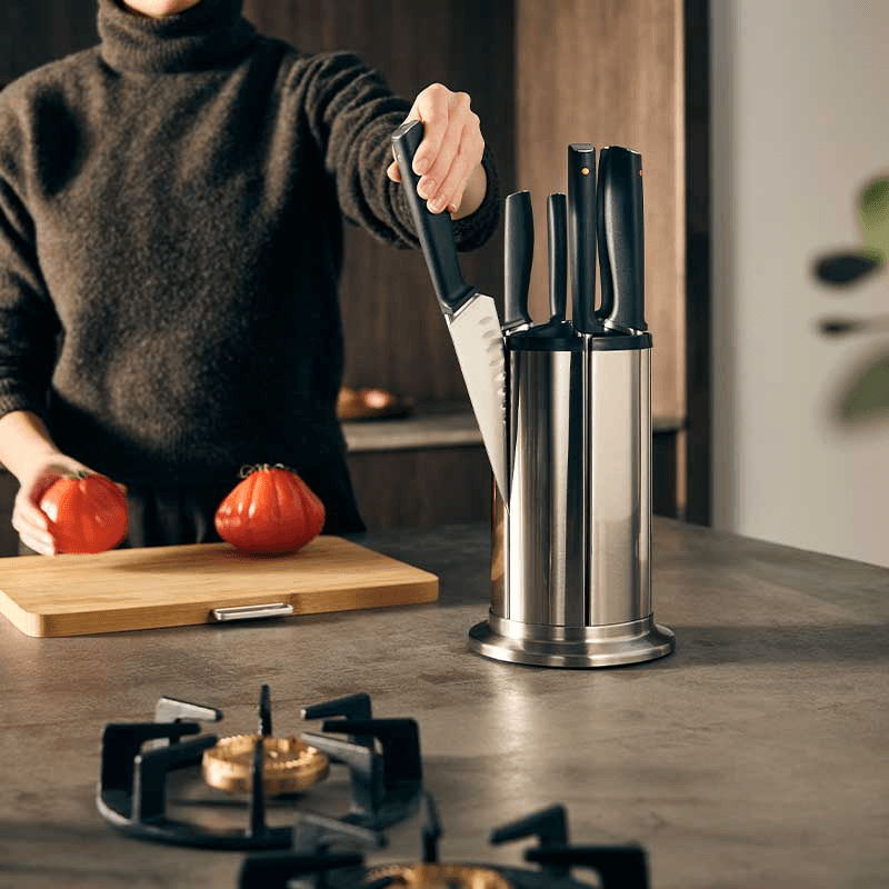Elevate Steel Knives Carousel, Steel