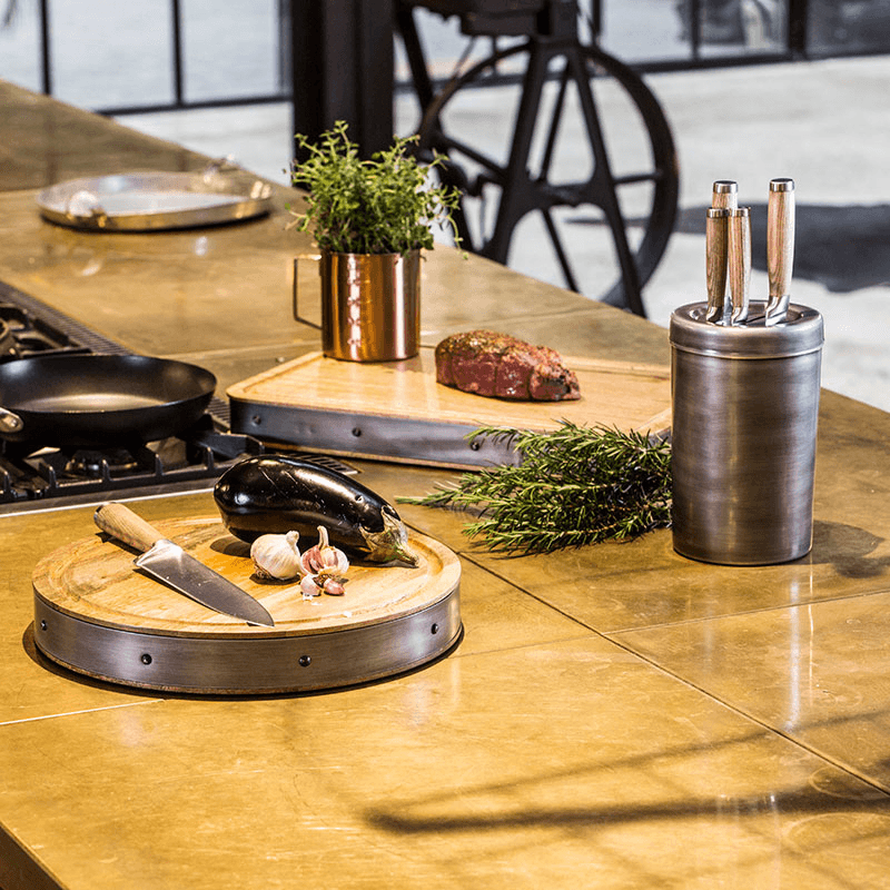 Industrial Kitchen Knife block with 5 piece knife set, Metal