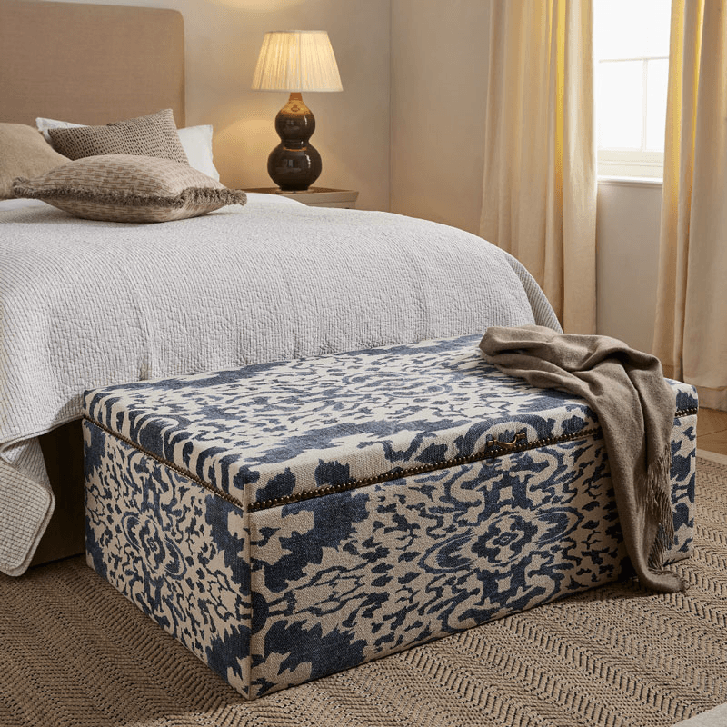 Nesbit Ottoman, Blue