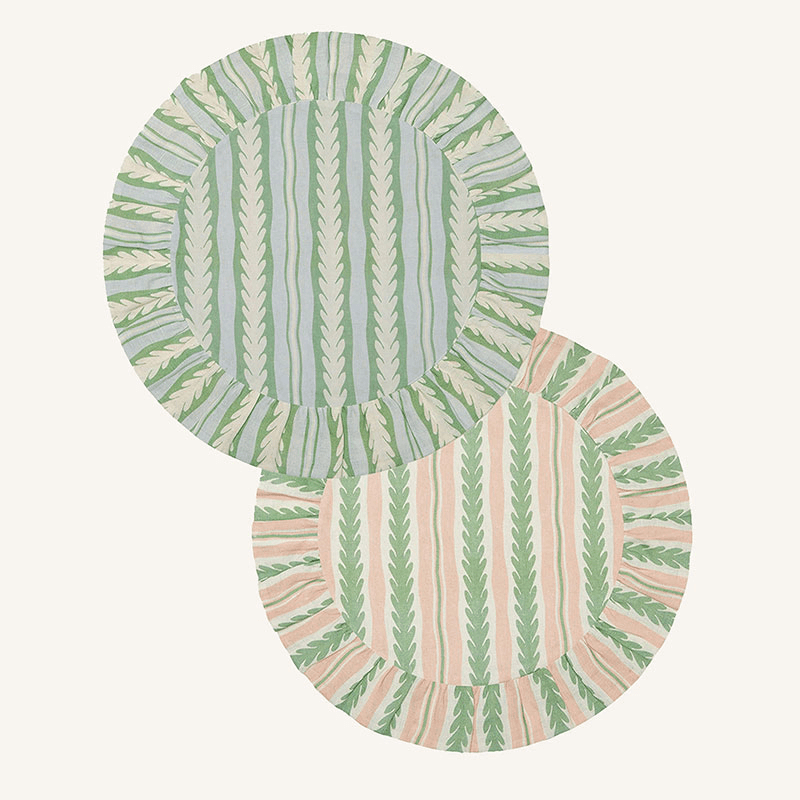 English Oak Reversible Placemat, D39cm, Blush & Blue