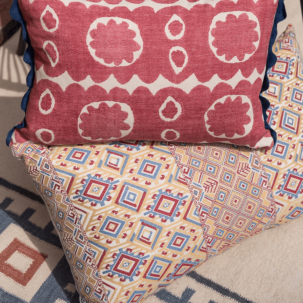 Osborne Cushion, 35 x 50cm, Red