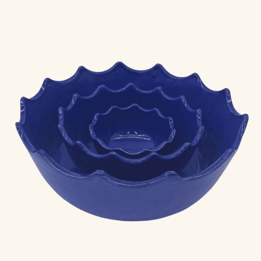 Scalloped Edged Set of 3 Bowls