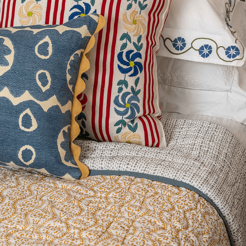 Floral Star Double Quilt, Yellow Blue