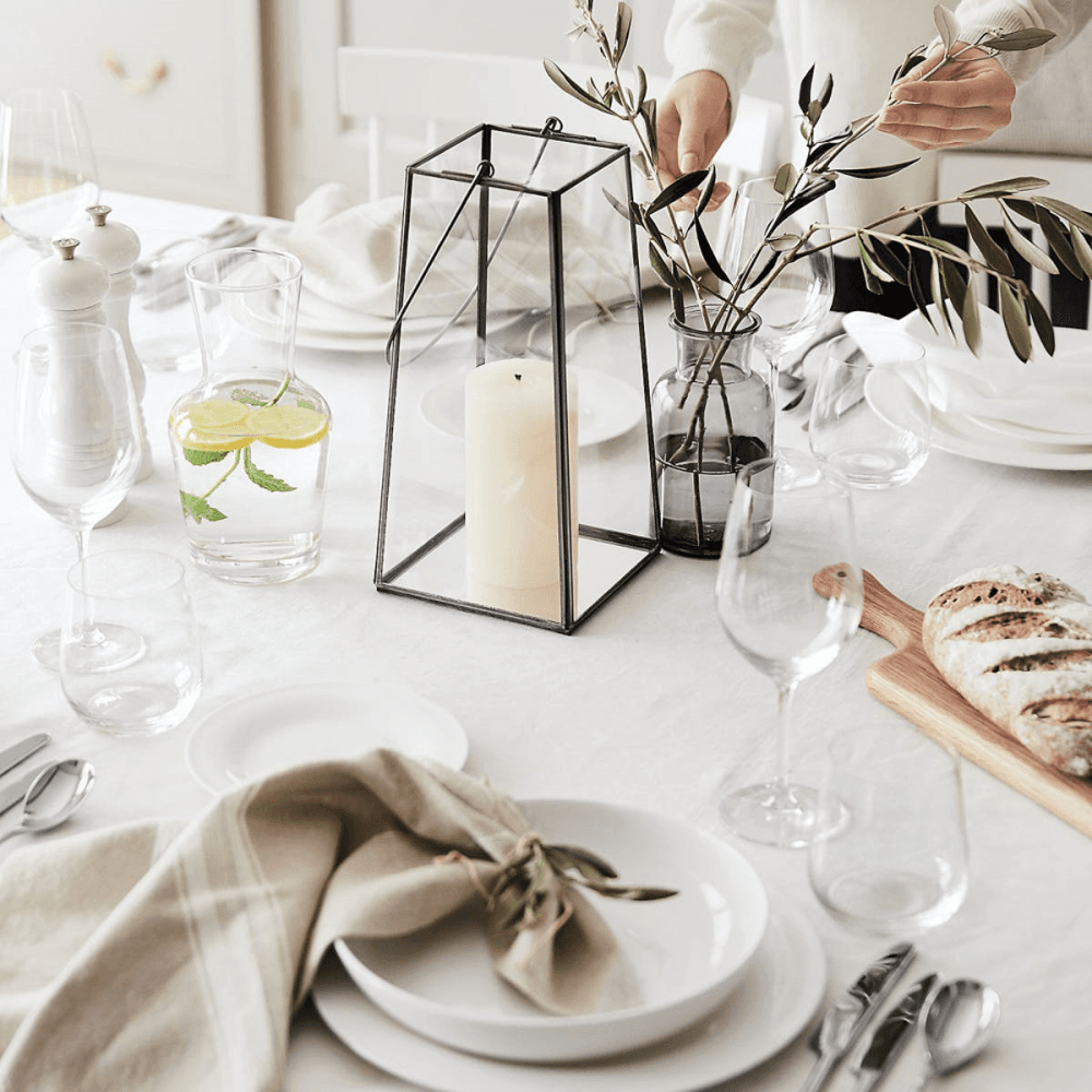 Seville Tablecloth, 140 x 230cm, White