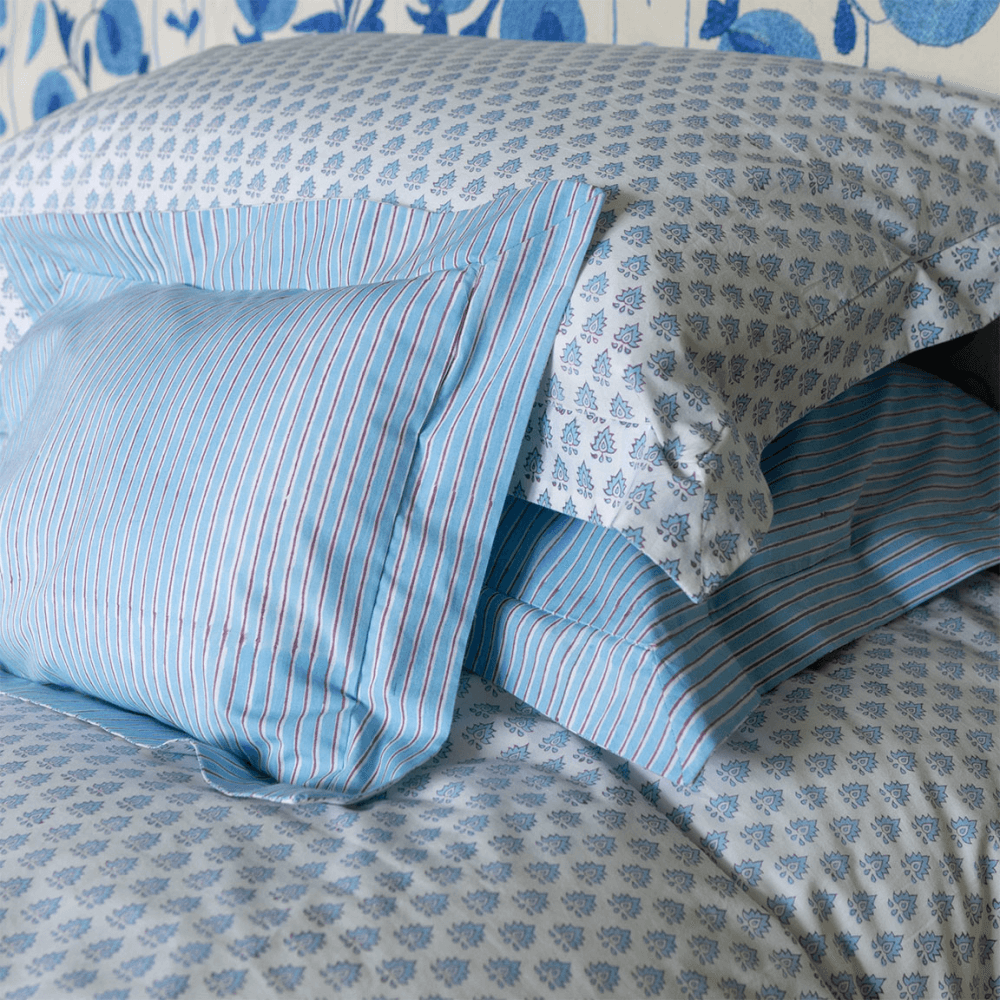 Pomily Standard Pillowcase, Blue