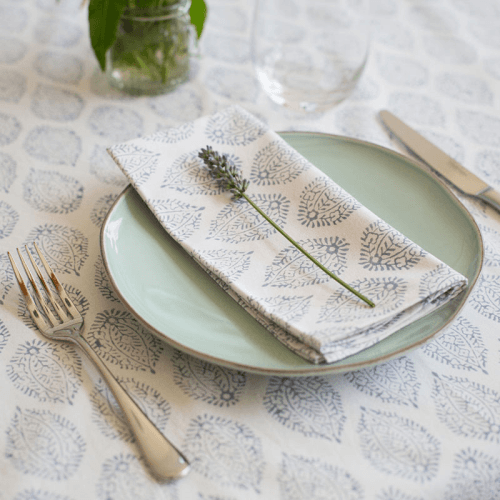 Image showing the Leaf Tablecloth, 150x250cm, Grey product.