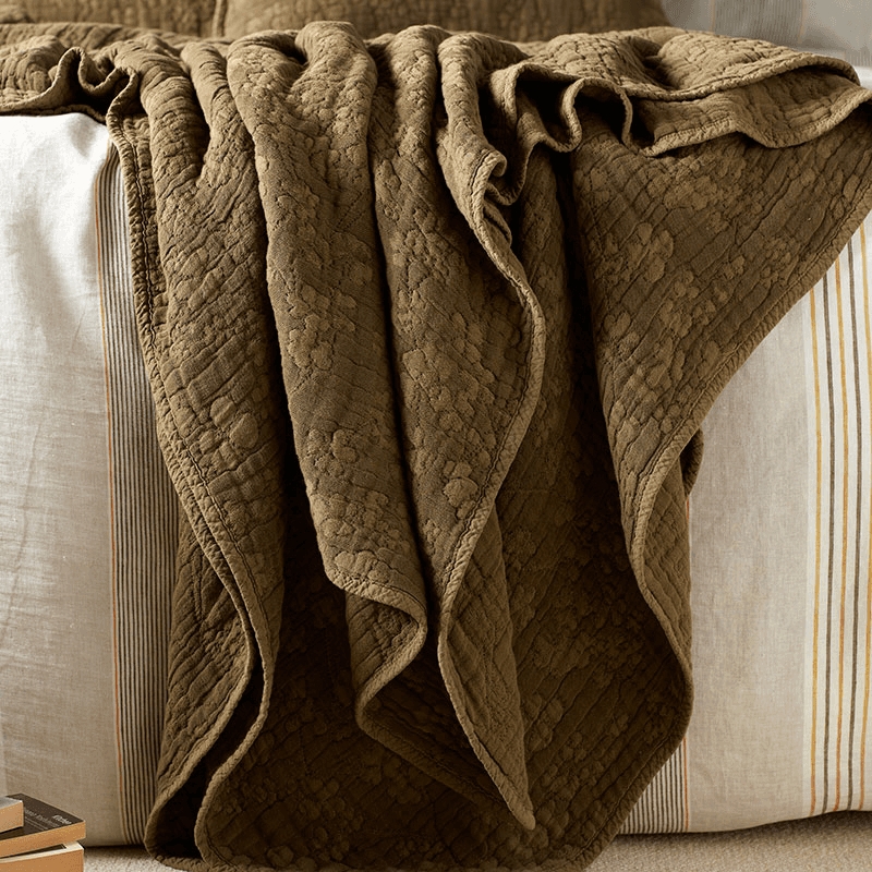 Clover Throw, King/Super King, Dark Olive