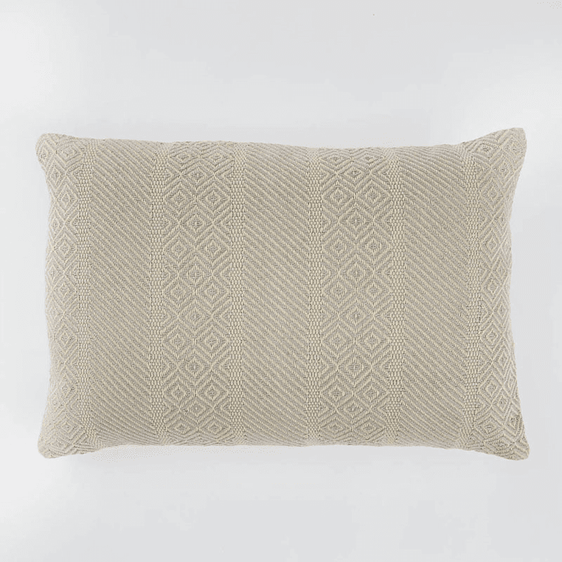 Minerva Cushion, 40 x 60cm, Chinchilla