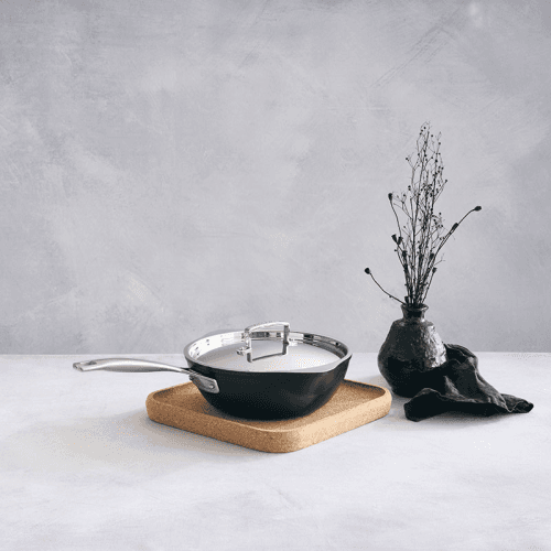 Toughened Non-Stick Chef's Pan with Pouring Spouts, 24cm, Black