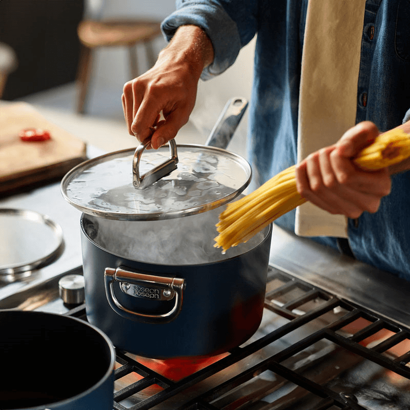 Space Folding Saucepan & Lid, 23cm, Midnight Blue