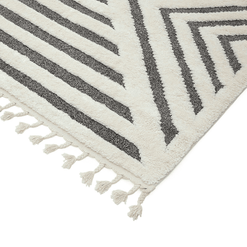 Arianna shard shaggy moroccan rug, 160 x 230cm, Cream