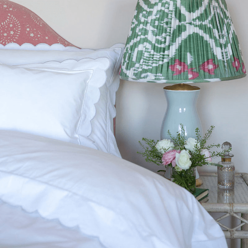 Scallop Standard Pillowcase, Light Grey