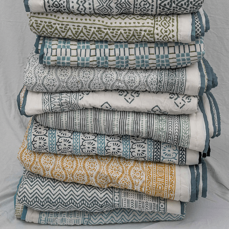 Floral Star Double Quilt, Blue Green