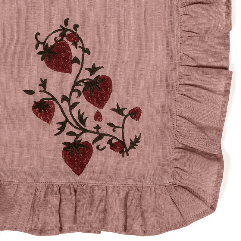Fraises des Bois Set of 4 Napkins, 40 x 40cm, Pink