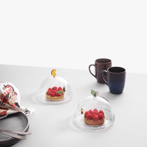 Image showing the Garden Picnic Bee Dome with Dish, H12 x W15cm product.