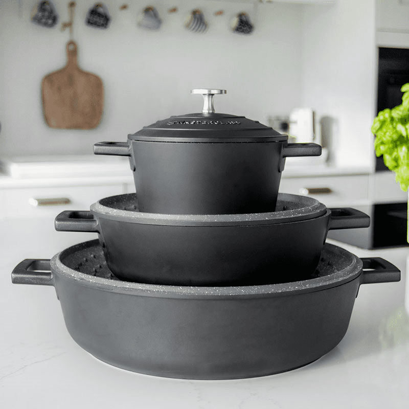 Cast Aluminium Casserole Dish, 1.4L, Black