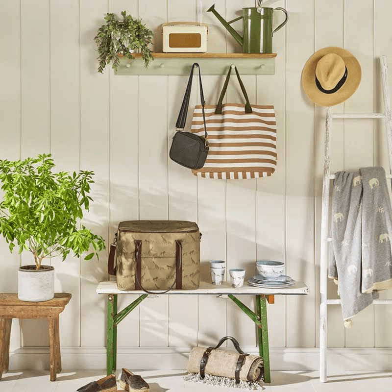 Animals of the Savannah Picnic Bag, Tan