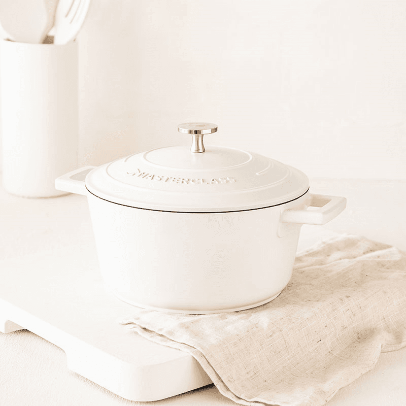 Cast Aluminium Casserole Dish, 2.5L, Cream