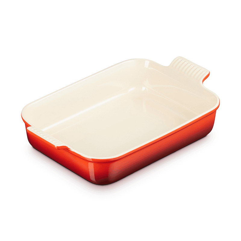 Stoneware Rectangular dish, 32 x 28cm - 3.85 litre, Cerise