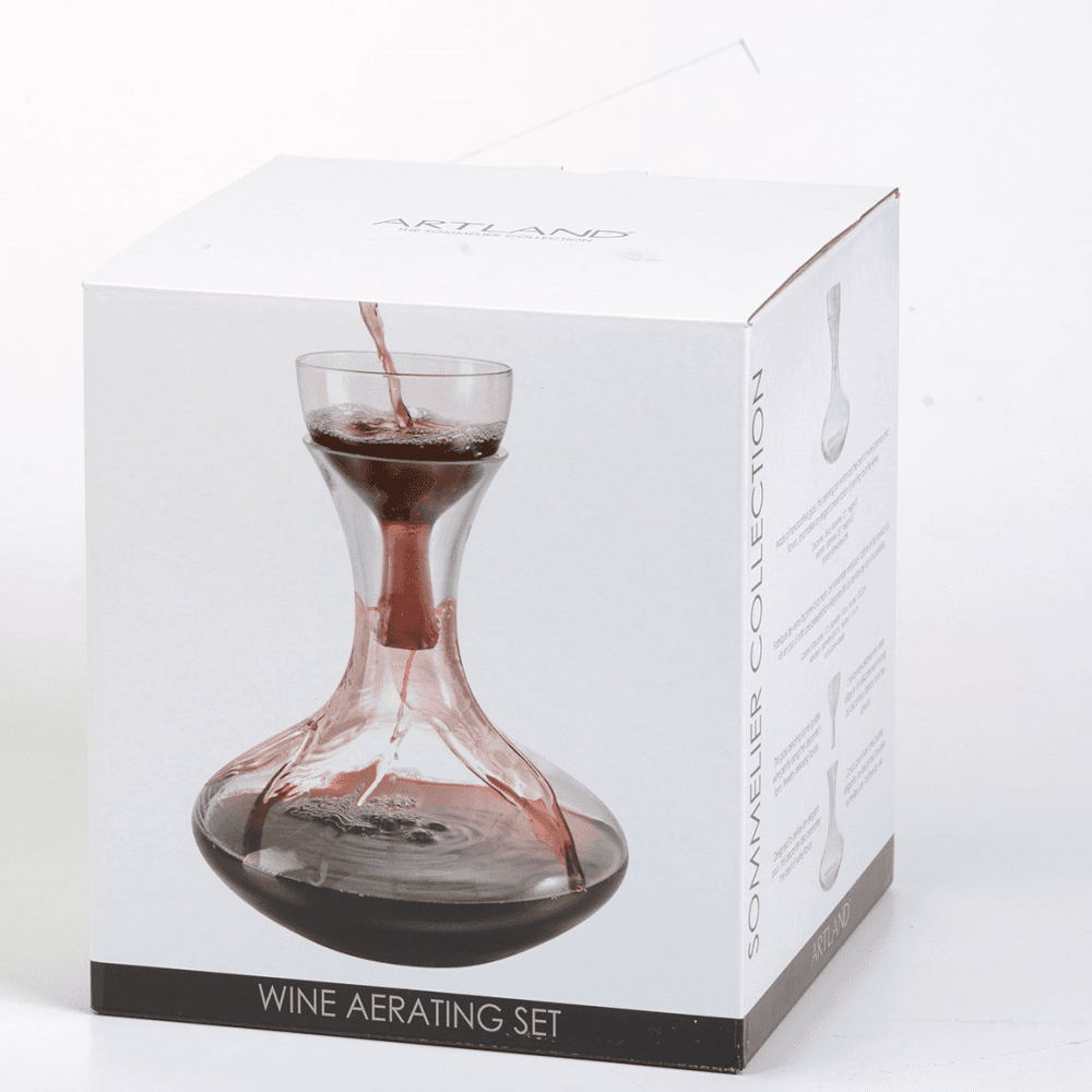 Wine carafe and aerator, Clear
