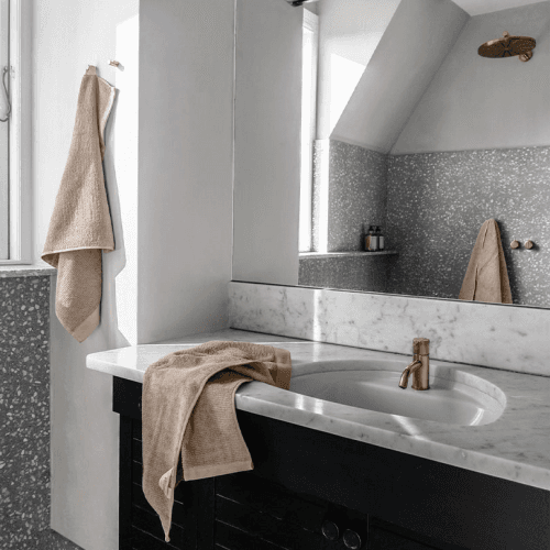 Image showing the Elegance Hand Towel, H50 x W70cm, Beige product.