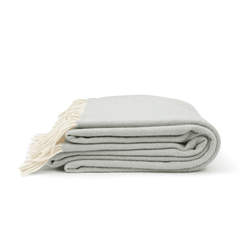 Image showing the Cromer Throw, 140 x 220cm, Alpine product.